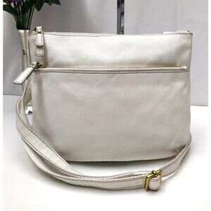Fossil White Pebbled Leather Zipper Closure Crossbody Bag